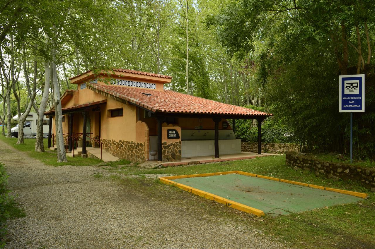 Camping El Pinajarro แอร์วาส ภายนอก รูปภาพ